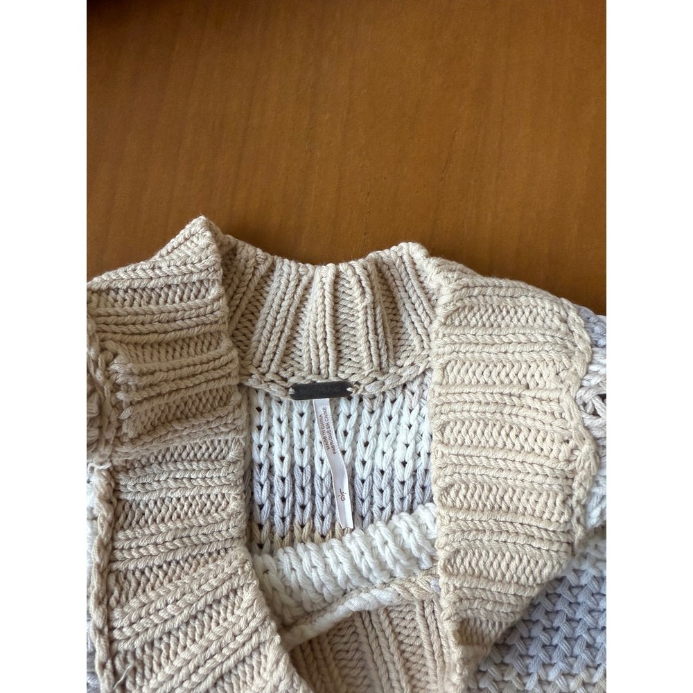 NWT Free People Devon Cropped Knit Sweater Pullover Beige Grey Oversized Cozy - Picture 4 of 7
